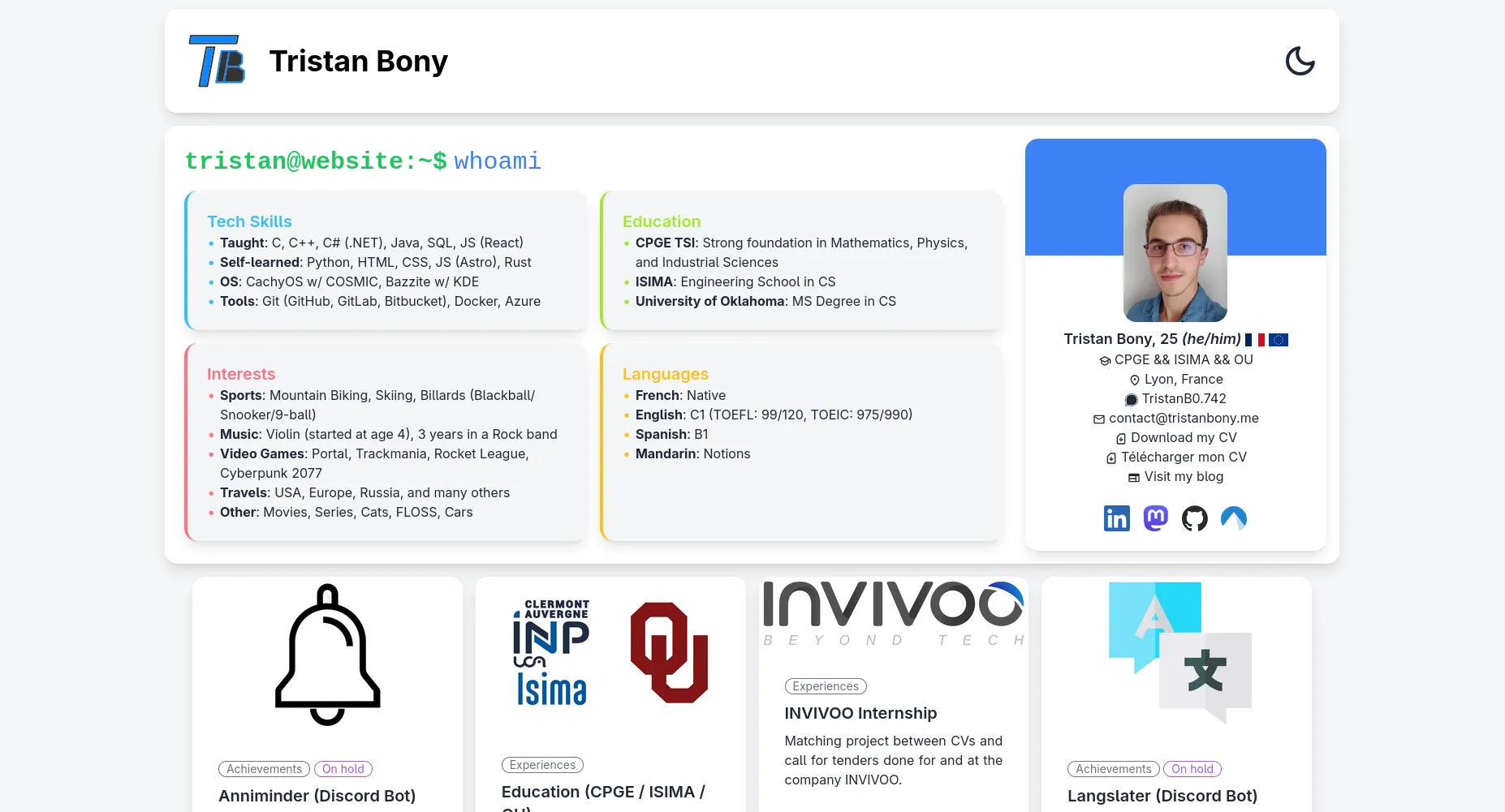 Screenshot of my website on v5 with a white theme